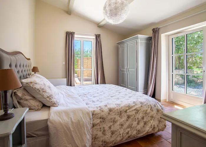 Сasa de vacaciones Nature Avec Piscine Privée Montagnac (Herault)